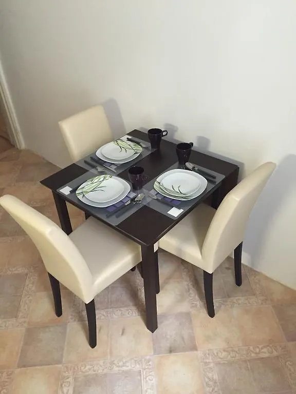 Apartment Kozi 9 Brno 0*,